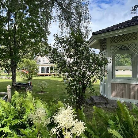 Rosa Huset Osebol Apartman Stöllet Kültér fotó