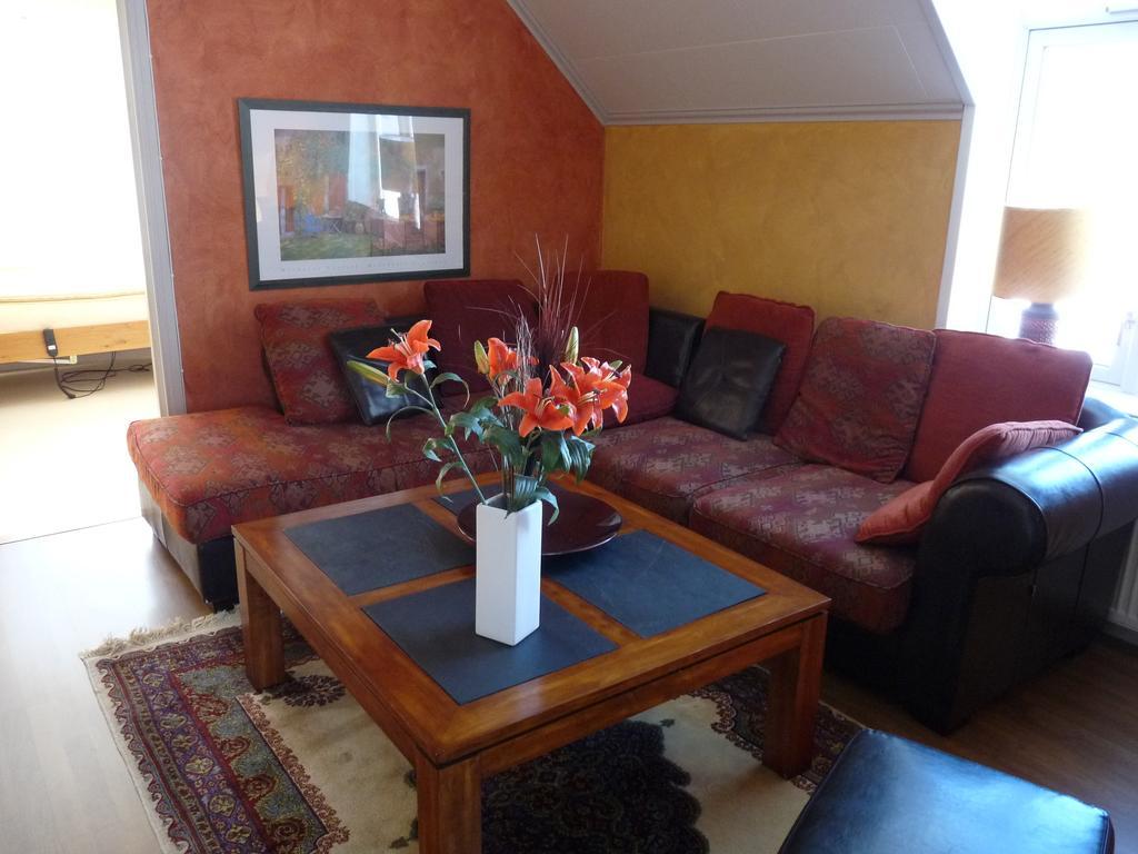 Rosa Huset Osebol Apartman Stöllet Szoba fotó