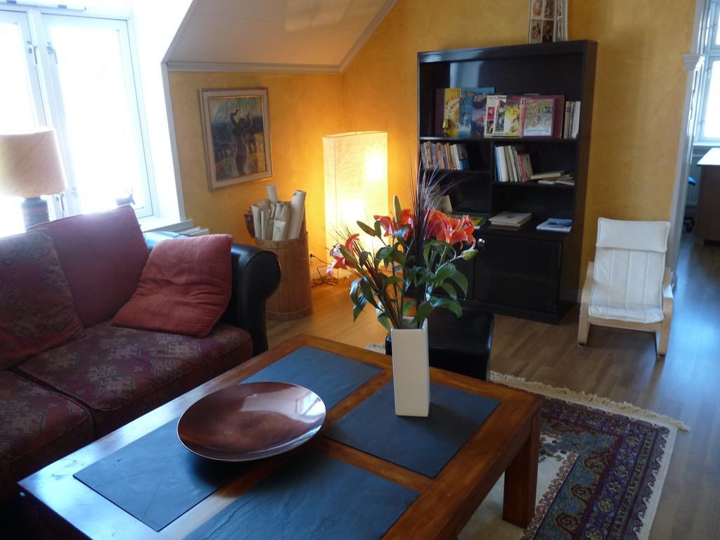 Rosa Huset Osebol Apartman Stöllet Szoba fotó